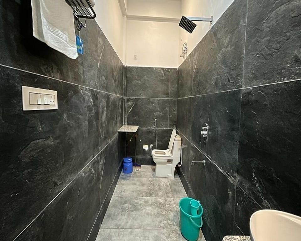 Luxury Room | Bathroom