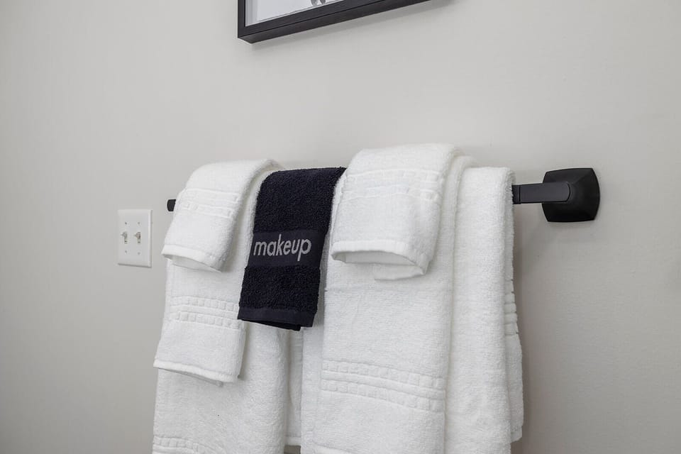 Bathroom amenities