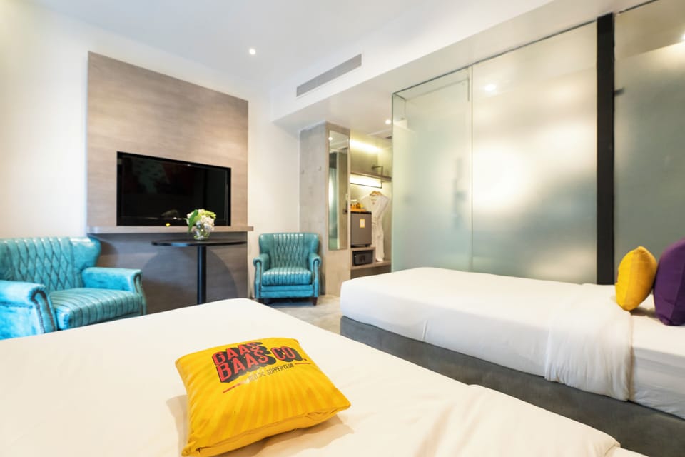 Deluxe Twin Room with Balcony | Egyptian cotton sheets, premium bedding, in-room safe, desk