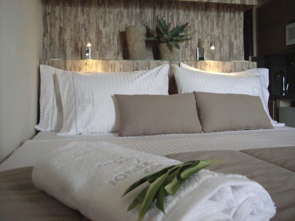 Studio, Sea View | Premium bedding, in-room safe, desk, soundproofing
