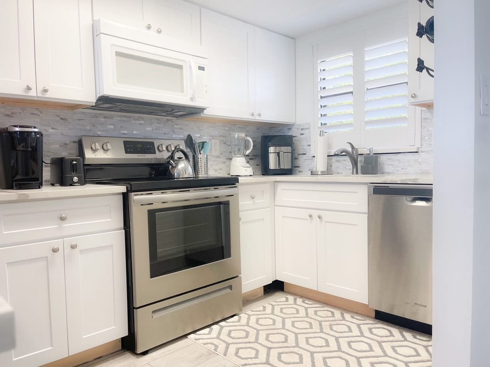 Fully equipped kitchen