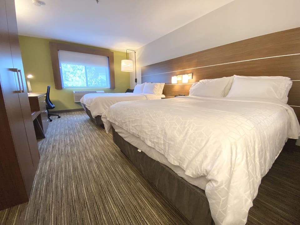 Flat-screen TV, pay movies