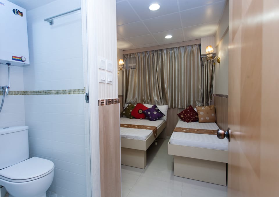Triple Room | Free WiFi, bed sheets, wheelchair access