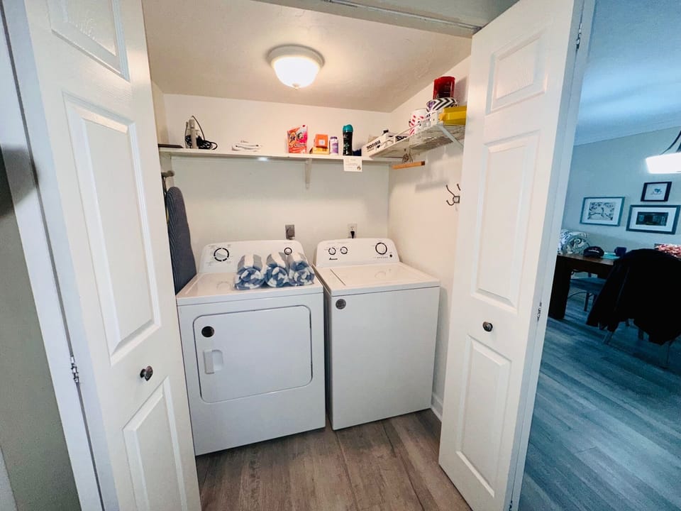 Full Sized Washer & Dryer 