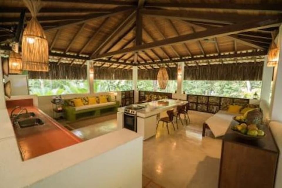 Family House | Private kitchen | Full-size fridge, oven, blender, griddle