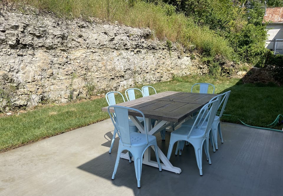 Backyard patio that seats 8