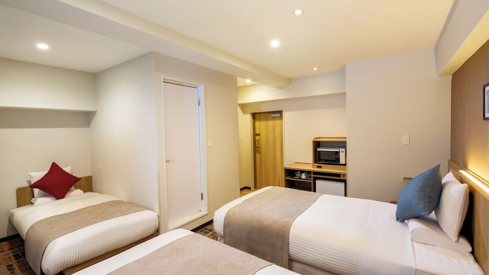 Superior Twin Room, Non Smoking (+1 Extra bed) | Free WiFi, bed sheets