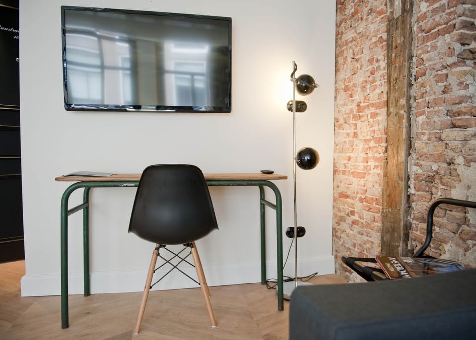 Studio | Individually decorated, individually furnished, free WiFi