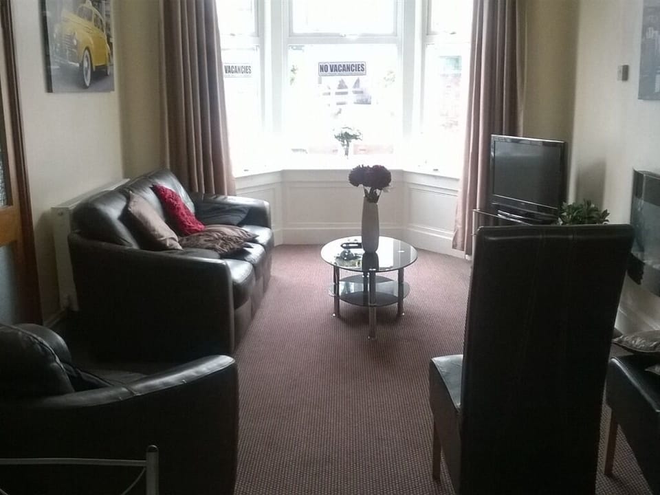 Hazelgrove Guest House Bed and Breakfast in Blackpool