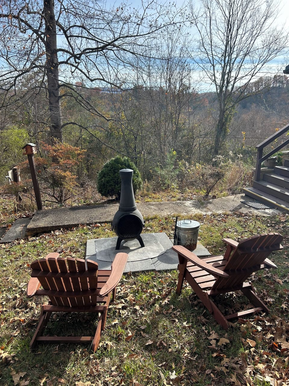 Outdoor fireplace