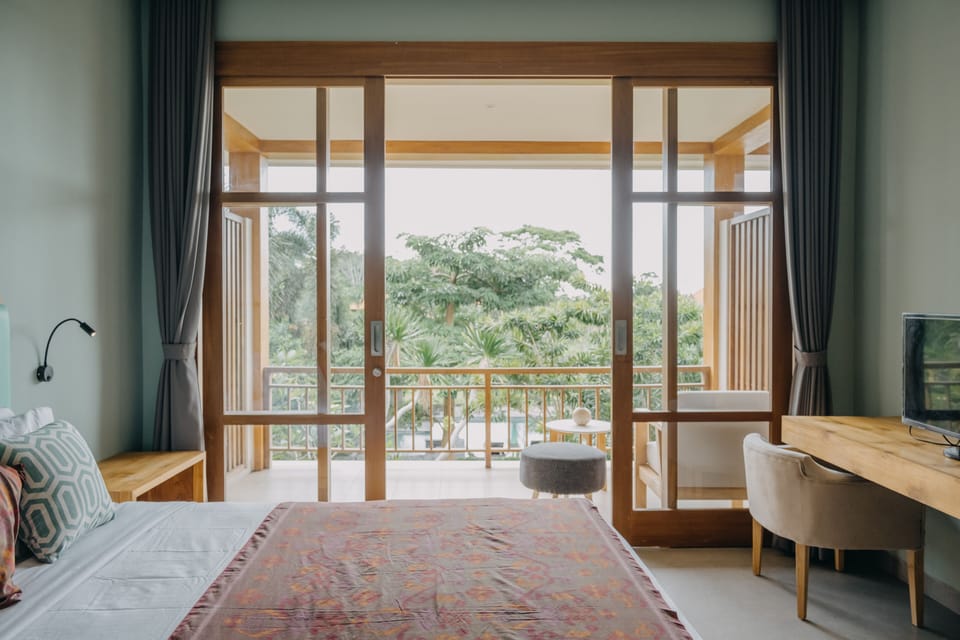 Superior Room | Iron/ironing board, free WiFi, bed sheets