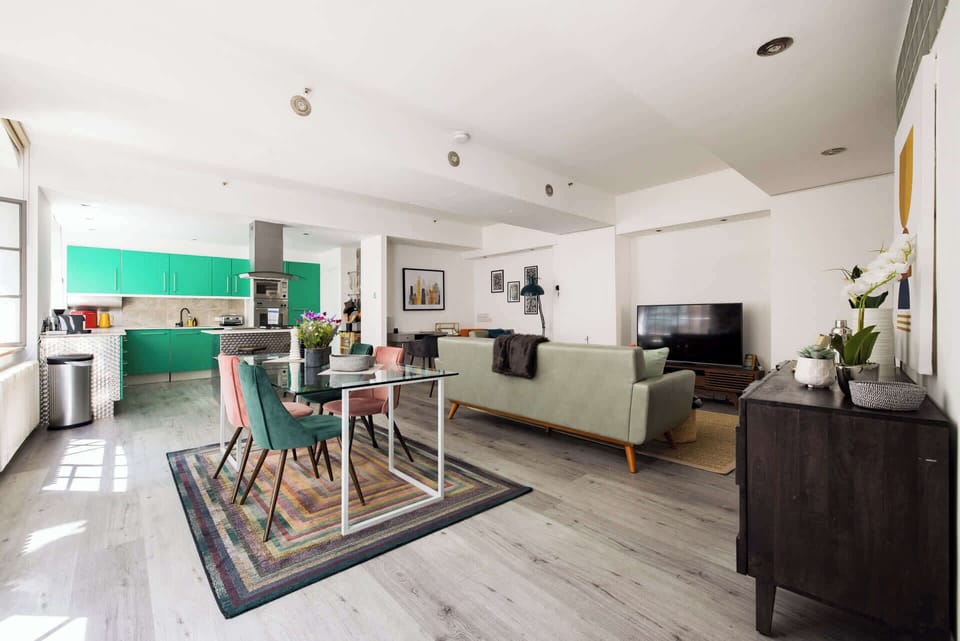 Open space kitchen, living and dining area