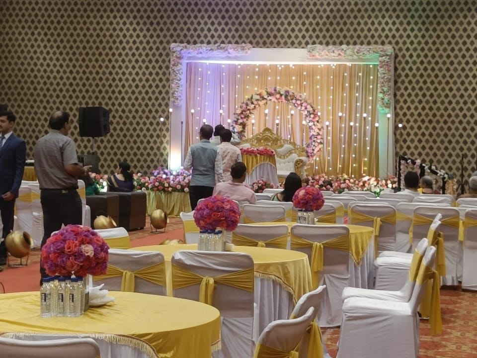 Banquet hall