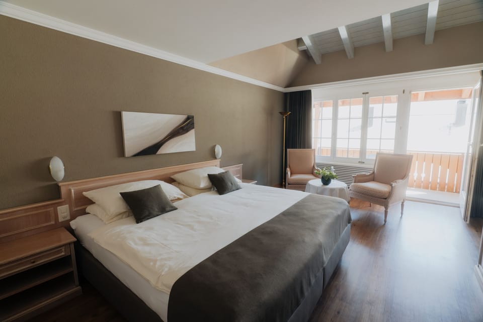 Standard Double Room | Hypo-allergenic bedding, minibar, in-room safe, desk