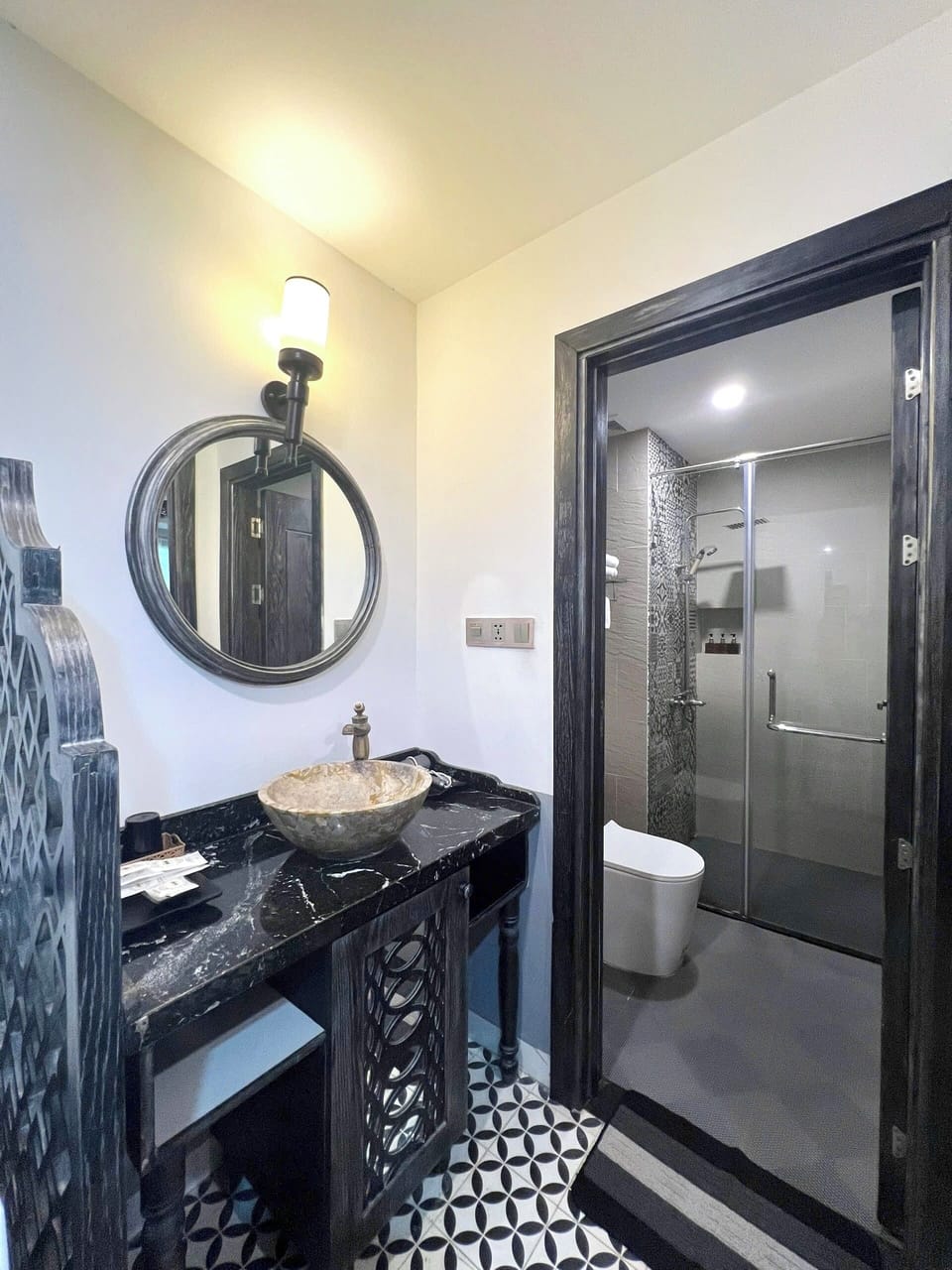 Family Studio Suite, 2 Bedrooms | Bathroom | Rainfall showerhead, free toiletries, hair dryer, slippers