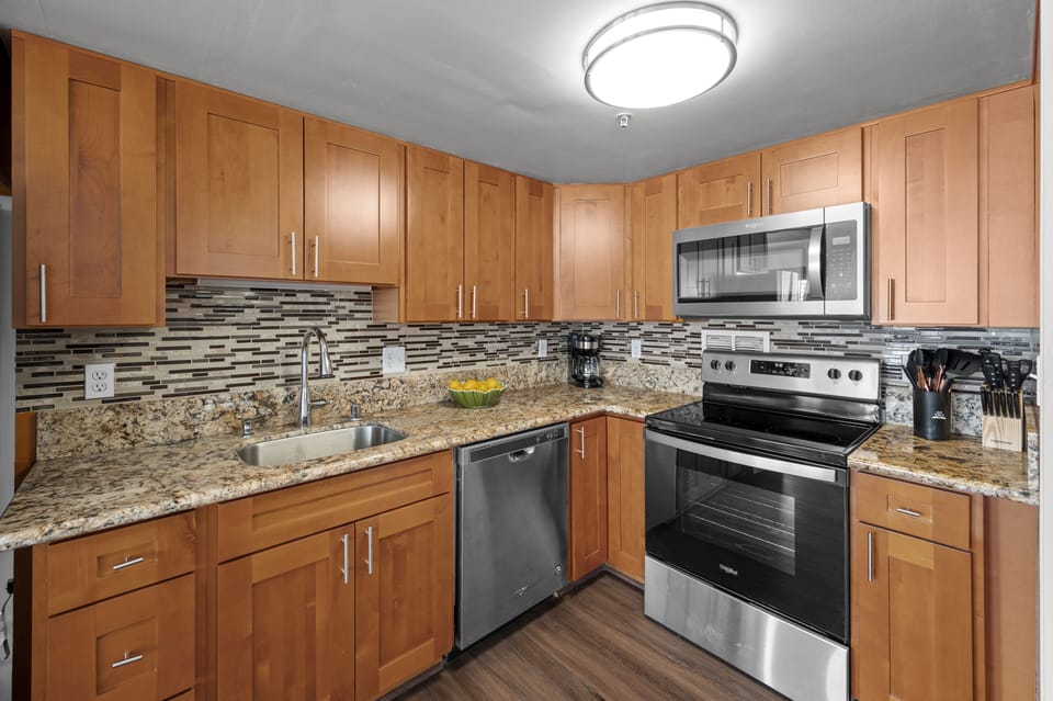 Fully equipped kitchen ready to cook - Fully equipped kitchen ready to cook