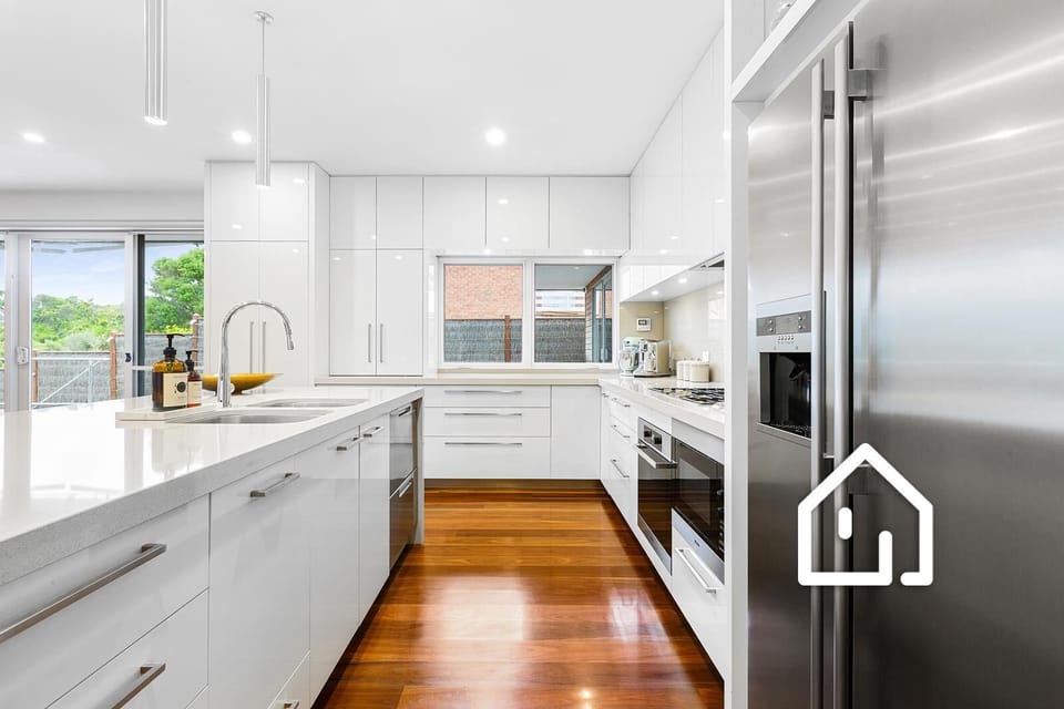 A thoughtfully and generously equipped kitchen to satisfy any foodie's dream