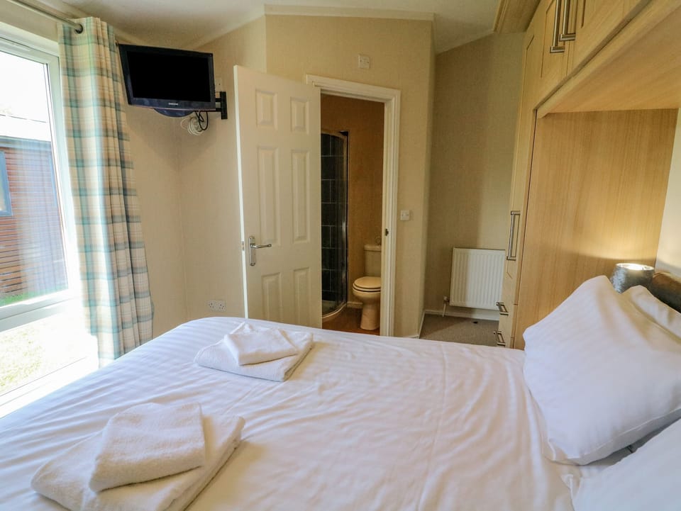 3 bedrooms, individually decorated, individually furnished, free WiFi