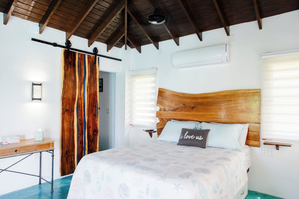 Bedroom 5 with private bathroom