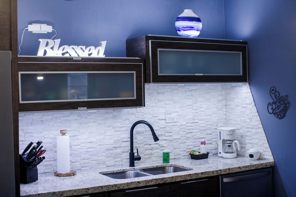 Kitchen counter