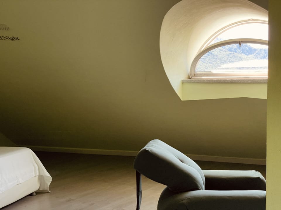 Superior Twin Room, Ensuite, Lake View (Suite)