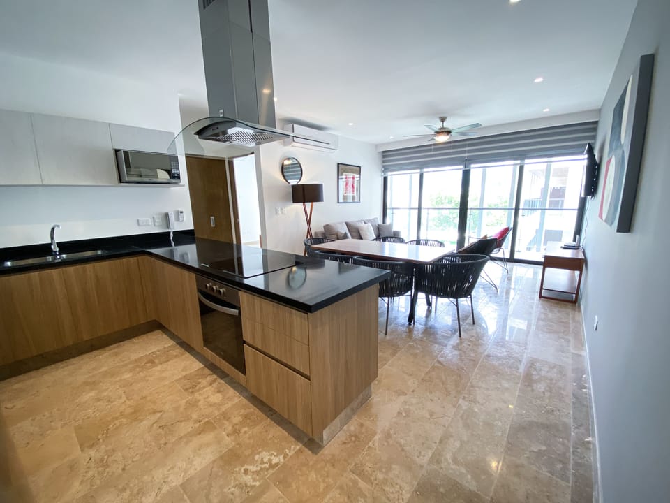 Exclusive Apartment | Private kitchen | Full-size fridge, microwave, oven, coffee/tea maker