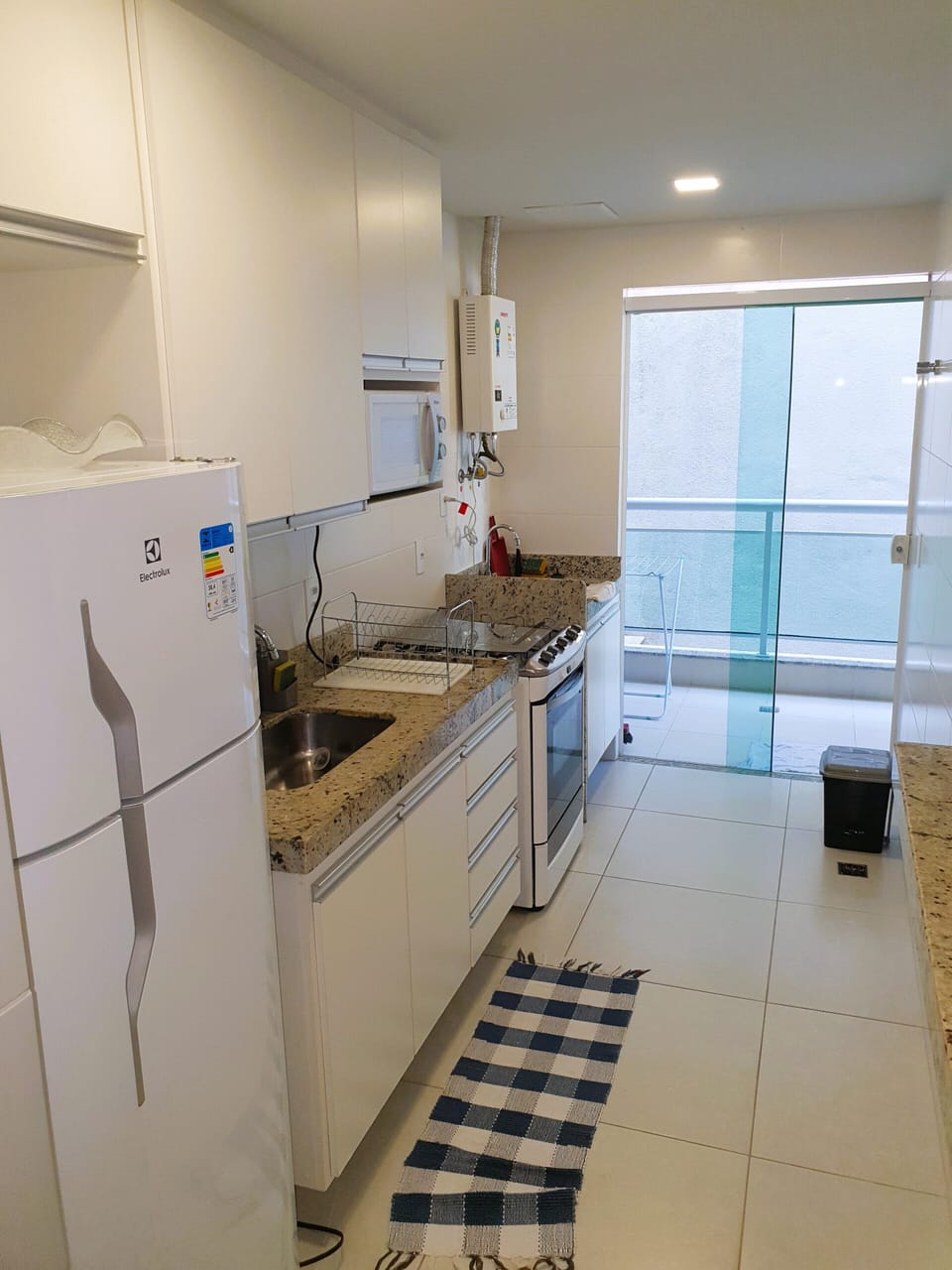 Apartment | Private kitchen | Fridge, microwave, oven, electric kettle