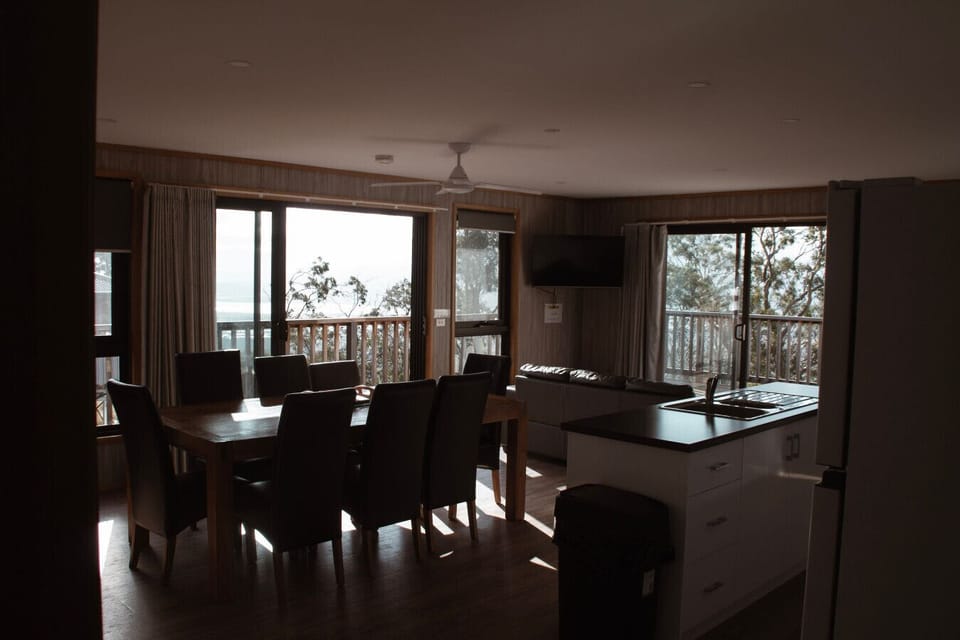 Dinning area and lounge area
