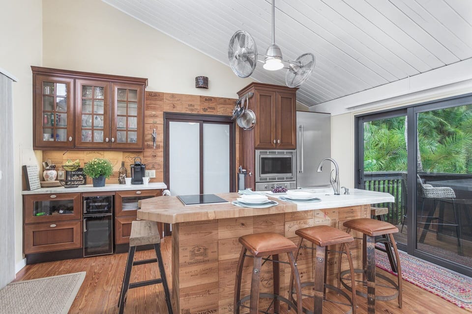 Updated and modern!  2nd floor condo with stainless appliances... even a wine cooler with dual settings!