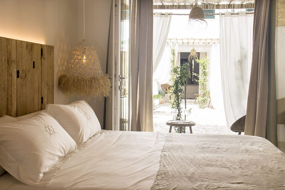 Deluxe Double Room, 1 King Bed, Patio, Courtyard View | Egyptian cotton sheets, premium bedding, down comforters, pillowtop beds