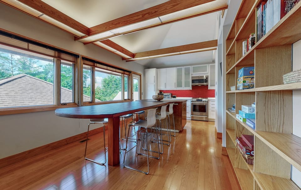 Dining/Kitchen