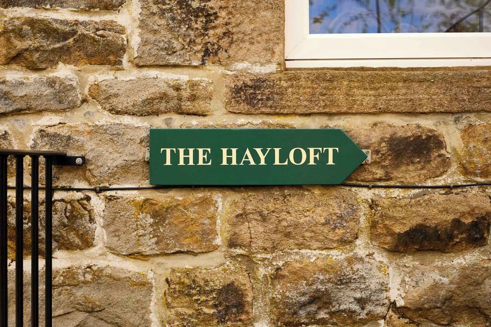 The Hayloft, Burley Woodhead - Host & Stay