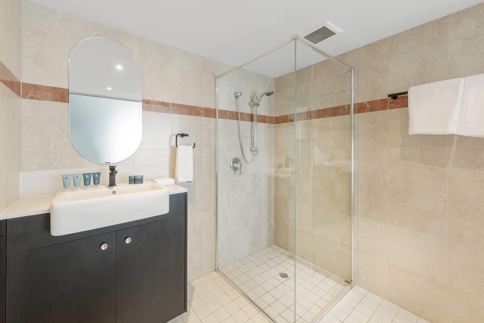 Club Wyndham Sydney Hotel in Surry Hills
