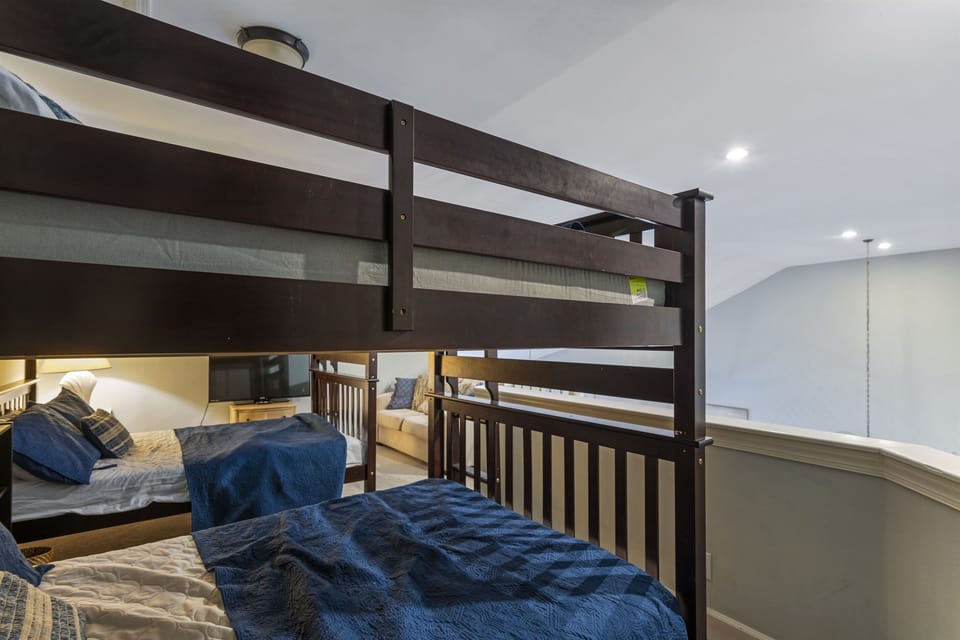 2nd Floor Loft Bunk Area