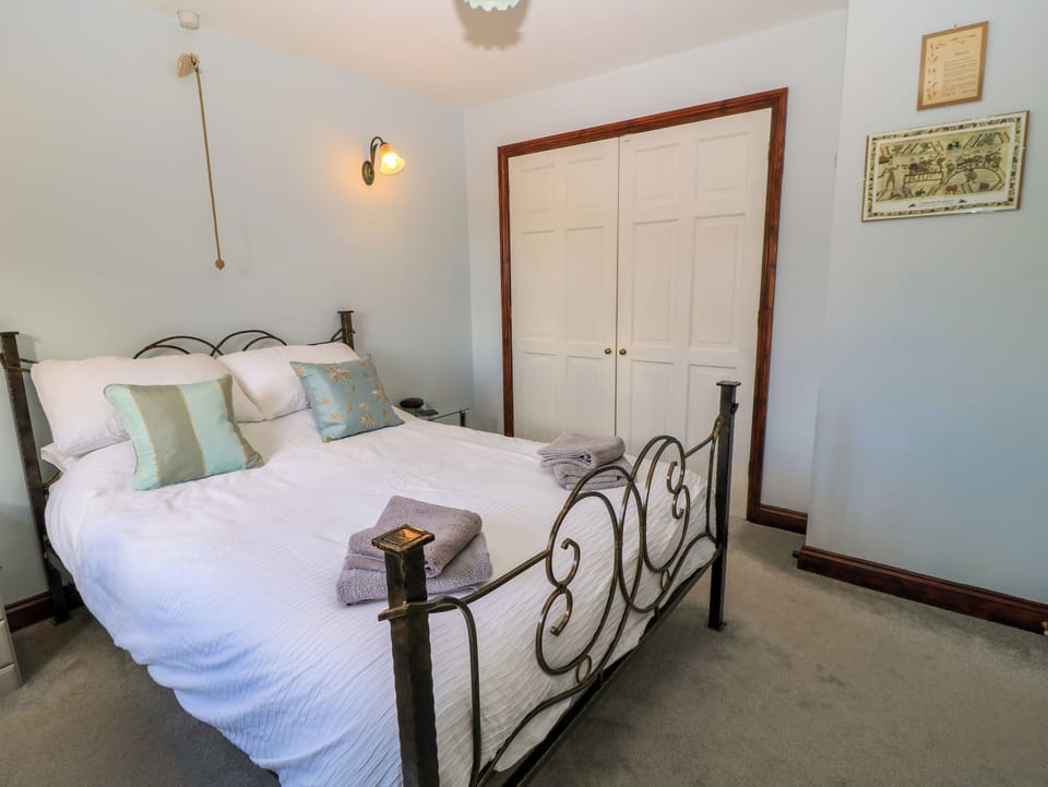 Cottage | 1 bedroom, individually decorated, individually furnished, free WiFi