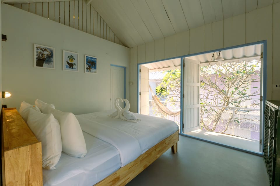 Deluxe Double Room, 1 King Bed, Non Smoking, Private Bathroom | View from room