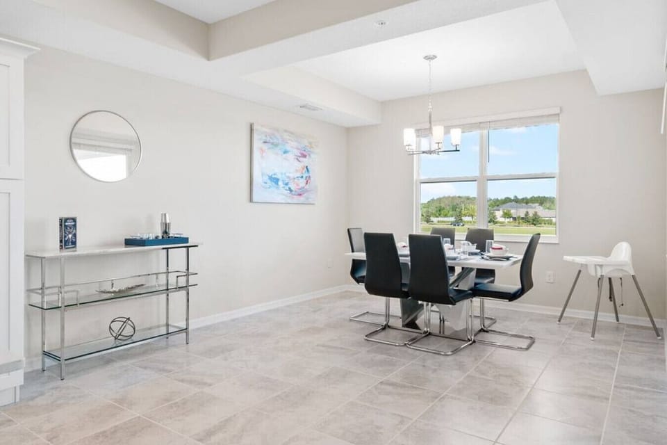 Dining Room with Lake view!#Disney #Parks #StoreyLake #Apartment #Vacation #Rental #Kissimmee #Orlando