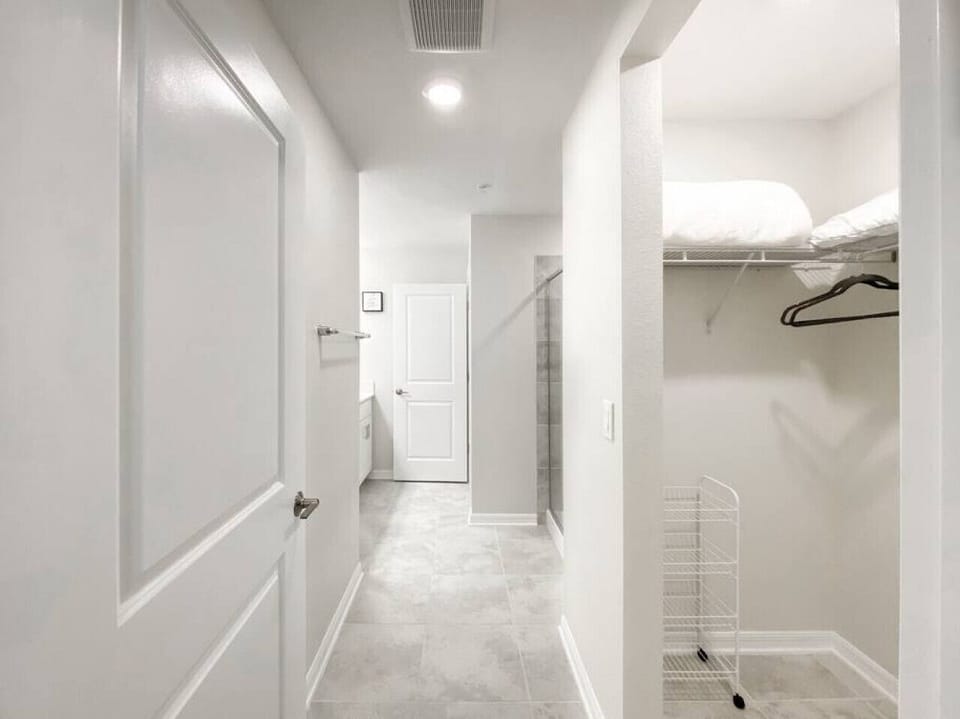 Master Bathroom!#Disney #Parks #kingdom #springs #StoreyLake #Apartment #Vacation #Rental #waterpark #Kissimmee #Orlando #universal #citywalk