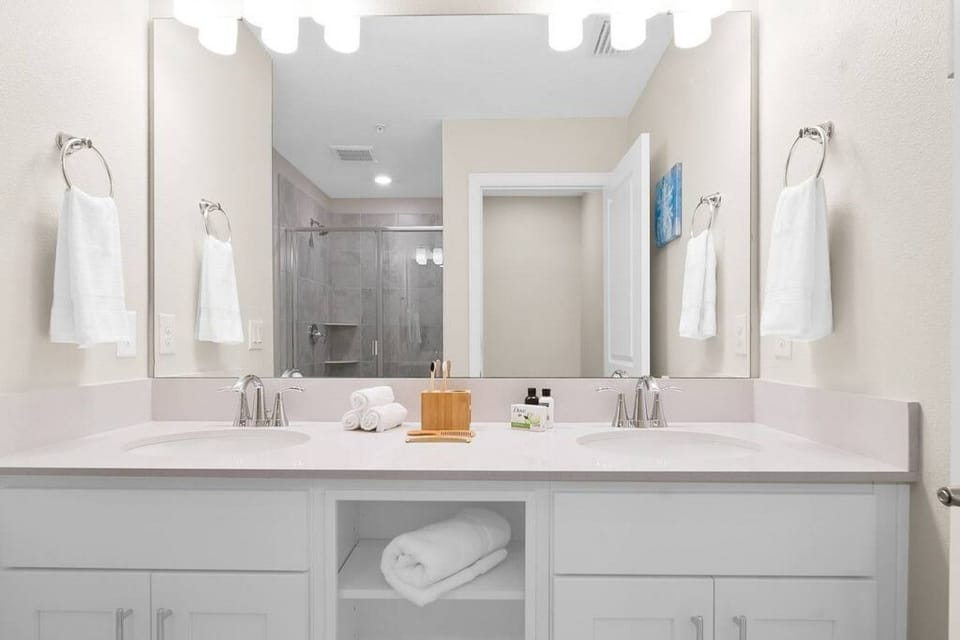 Master Bathroom in suite!#Disney #Parks #kingdom #springs #StoreyLake #Apartment #Vacation #Rental #waterpark #Kissimmee #Orlando #universal #citywalk