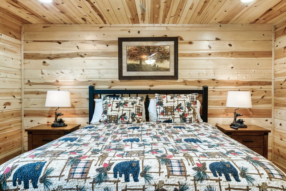Second Floor King Suite