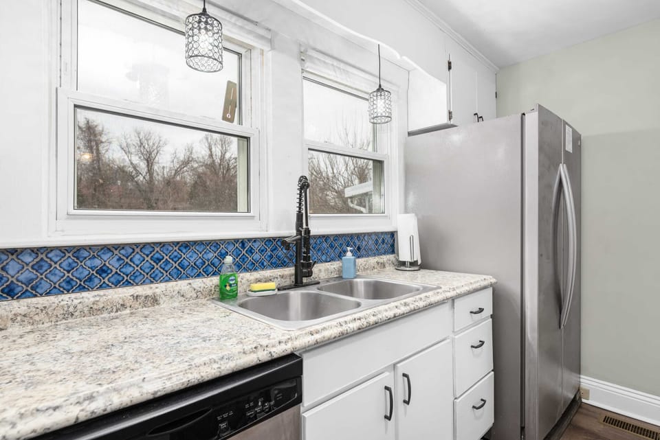 Fully Stocked Kitchen