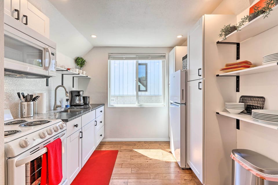 Kitchen | Drip Coffee Maker | Toaster