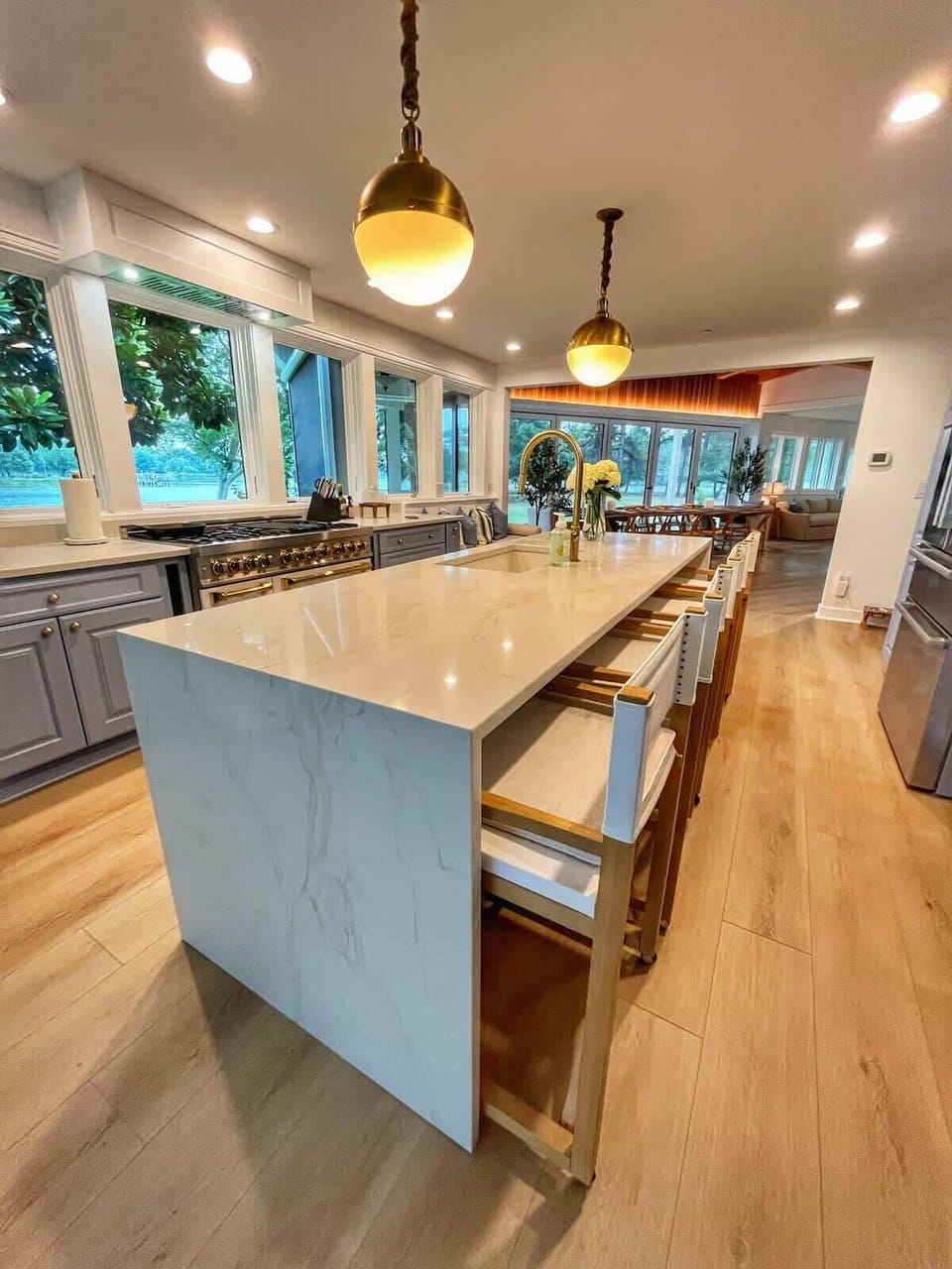 Kitchen seating