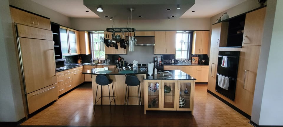 Beautiful Chef's Kitchen!