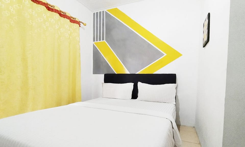 Standard Double Room | Down comforters, desk, blackout drapes, iron/ironing board (on request)