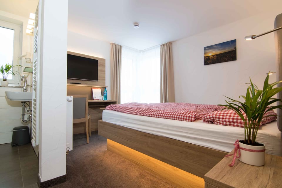 Standard Double Room | Blackout drapes, soundproofing, free WiFi, bed sheets