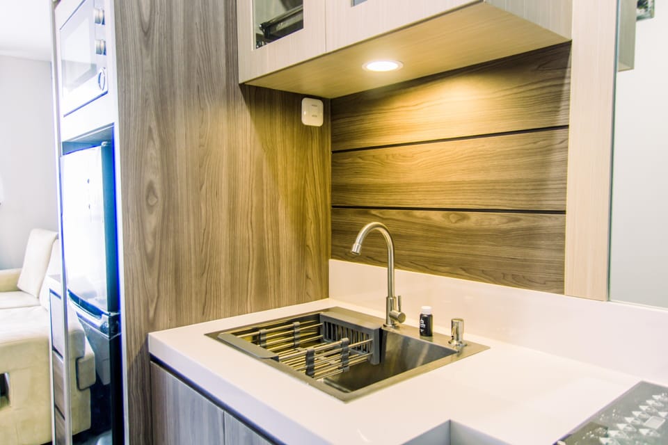 Apartment, 2 Bedrooms | Private kitchen | Fridge, cookware/dishes/utensils