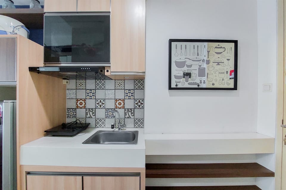 Apartment, 1 Bedroom | Private kitchen | Fridge, stovetop, electric kettle, cookware/dishes/utensils