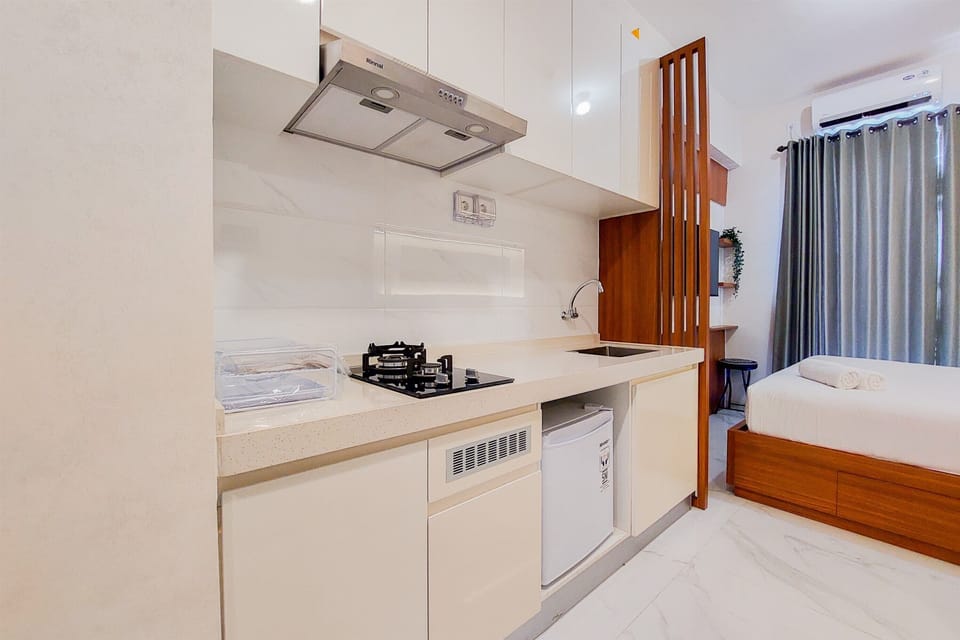 Apartment, 2 Bedrooms | Private kitchen | Fridge, cookware/dishes/utensils