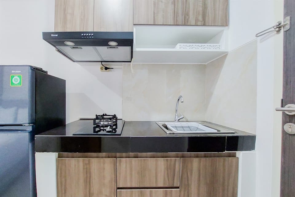 Apartment, 2 Bedrooms | Private kitchen | Fridge, stovetop, electric kettle, cookware/dishes/utensils